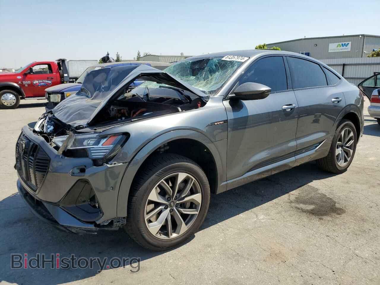 Фотография WA12AAGE7MB005472 - AUDI E-TRON 2021