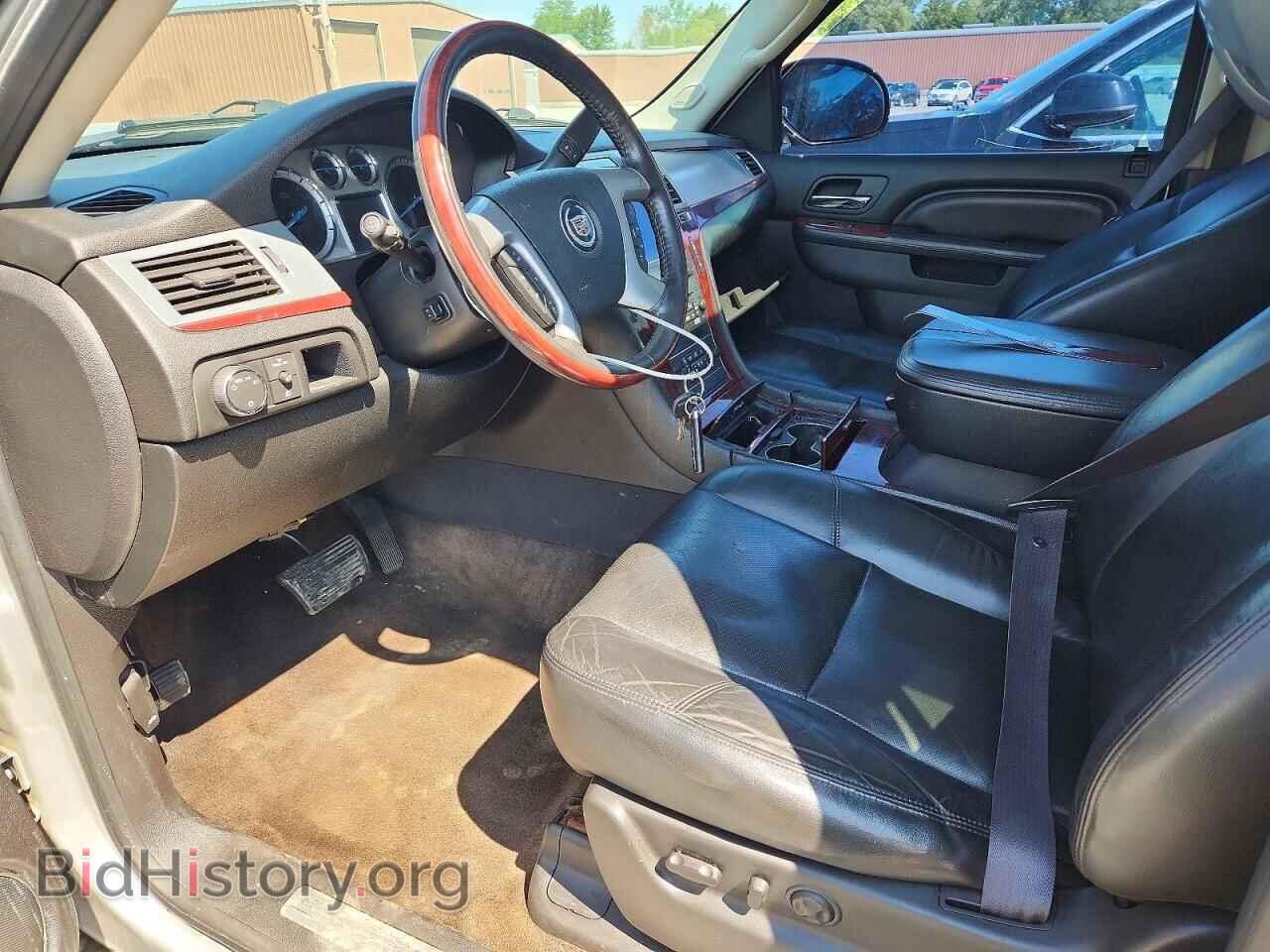 2011 CADILLAC ESCALADE - VIN: 1GYS4BEF7BR319040 - Фото 7