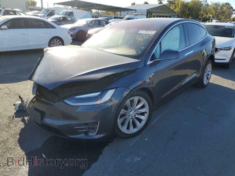 2016 Tesla MODEL X (VIN 5YJXCBE49GF002466) — photo 2 of 10