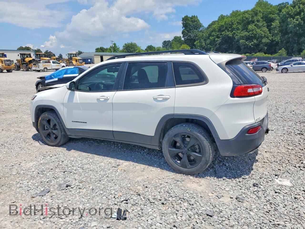 2015 JEEP CHEROKEE - VIN: 1C4PJLCS4FW766023 - Photo 2