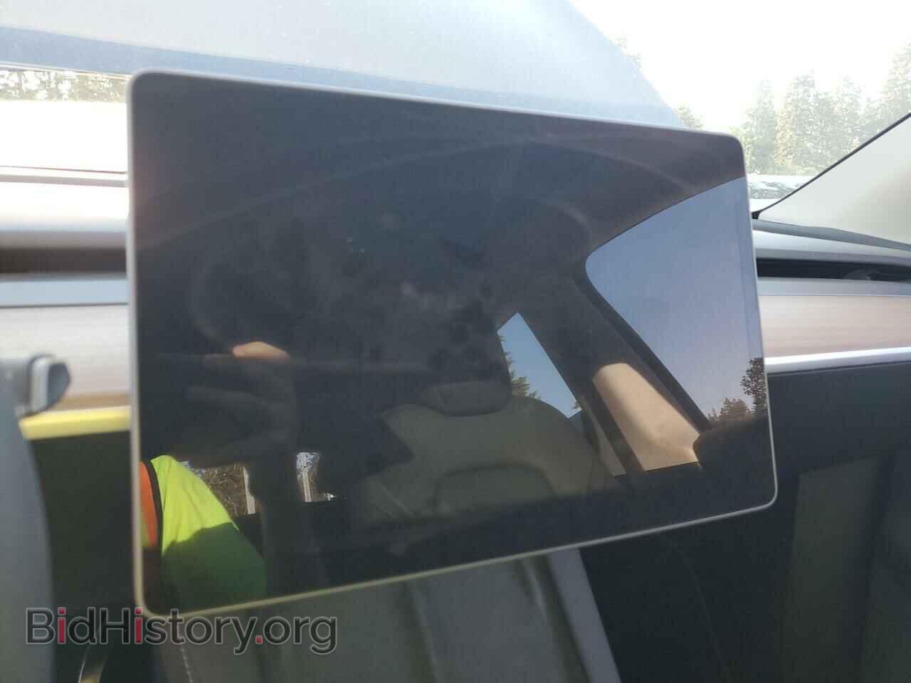 2024 TESLA MODEL Y - VIN: 7SAYGDEE2RF006541 - Photo 9