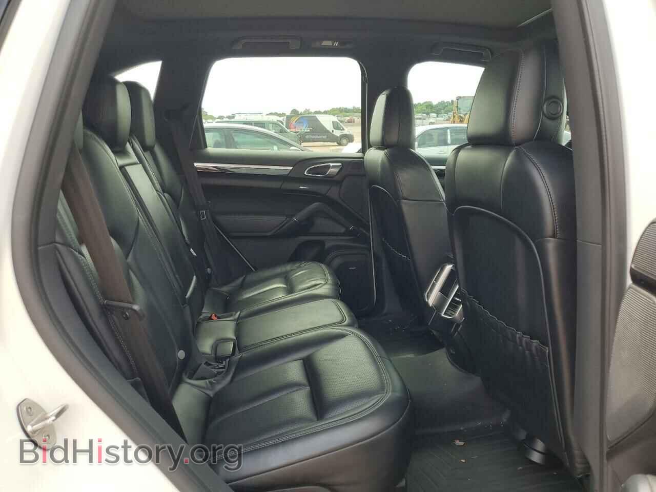 2017 PORSCHE CAYENNE - VIN: WP1AA2A22HKA92370 - Фото 11