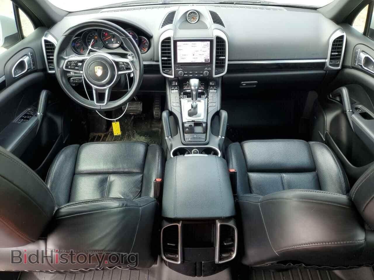 2017 PORSCHE CAYENNE - VIN: WP1AA2A22HKA92370 - Фото 8