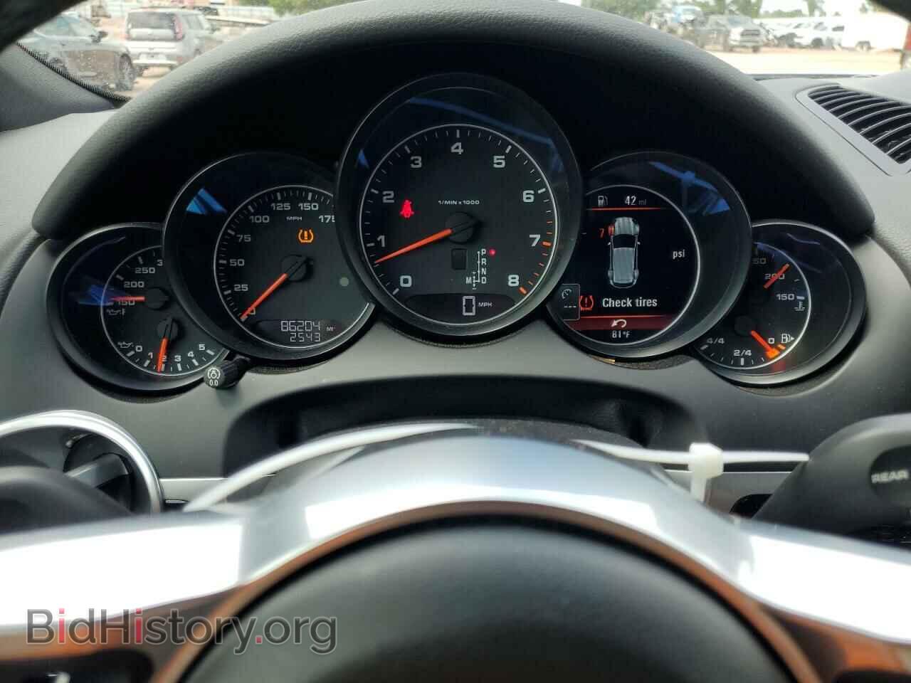 2017 PORSCHE CAYENNE - VIN: WP1AA2A22HKA92370 - Фото 9