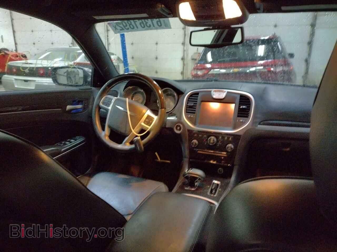 2014 CHRYSLER 300 - VIN: 2C3CCAKG5EH183908 - Фото 9