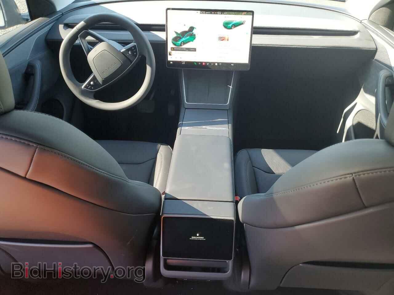 2026 TESLA MODEL Y - VIN: 7SAYGDEE4TA382789 - Photo 8