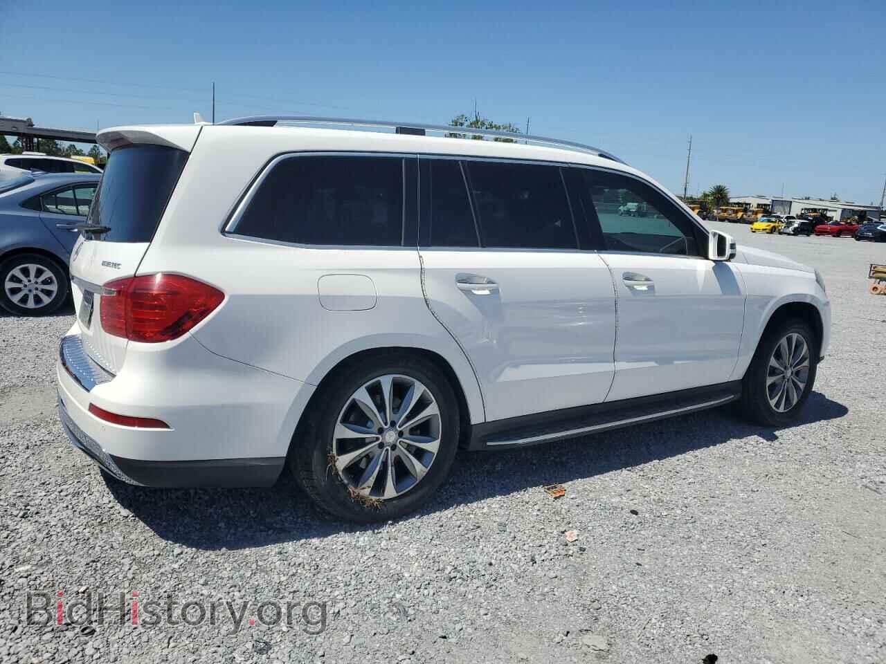 2015 MERCEDES-BENZ GL-CLASS - VIN: 4JGDF2EE2FA564232 - Фото 3