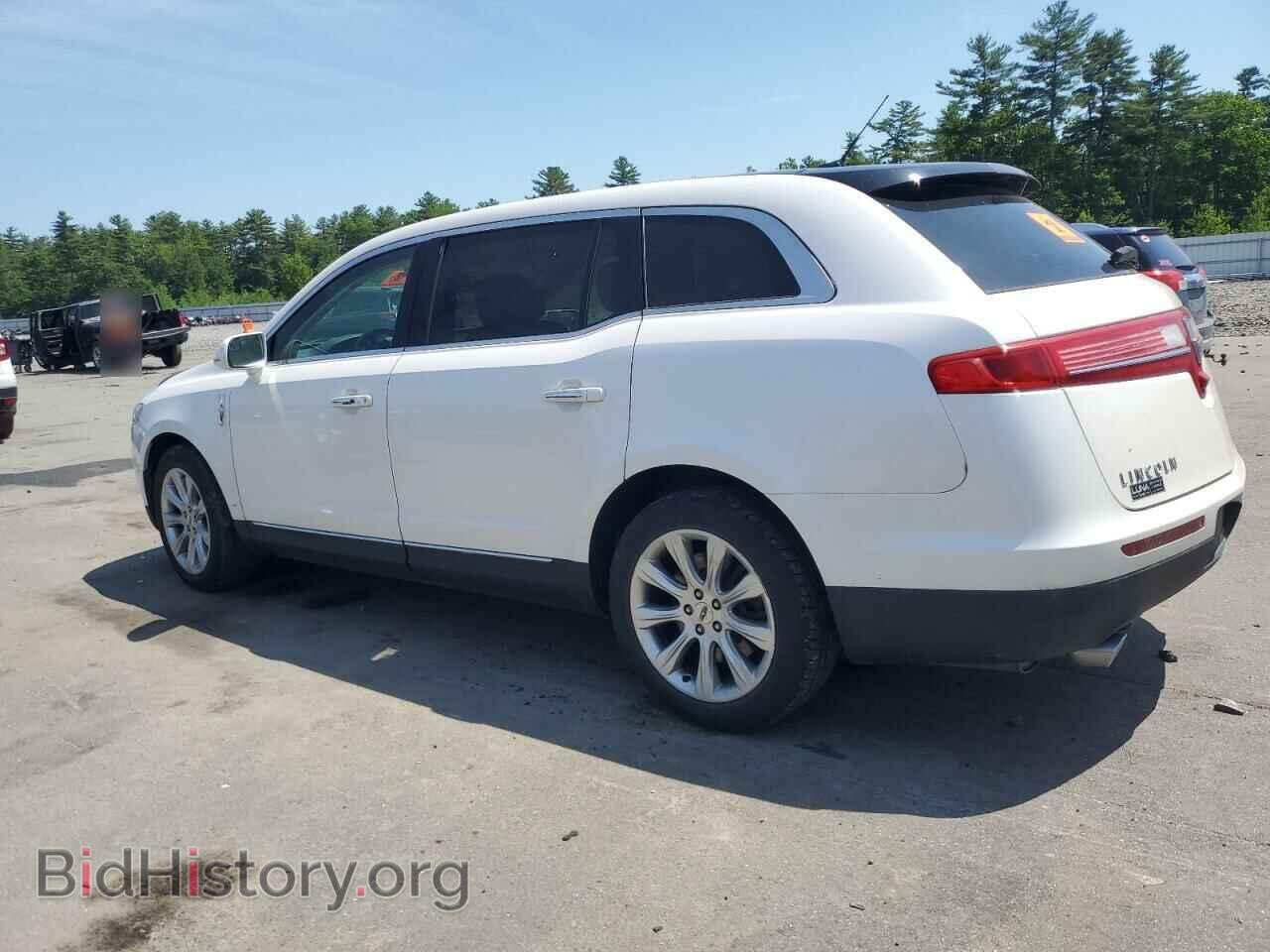 2014 LINCOLN MKT - VIN: 2LMHJ5FK2EBL58339 - Фото 2