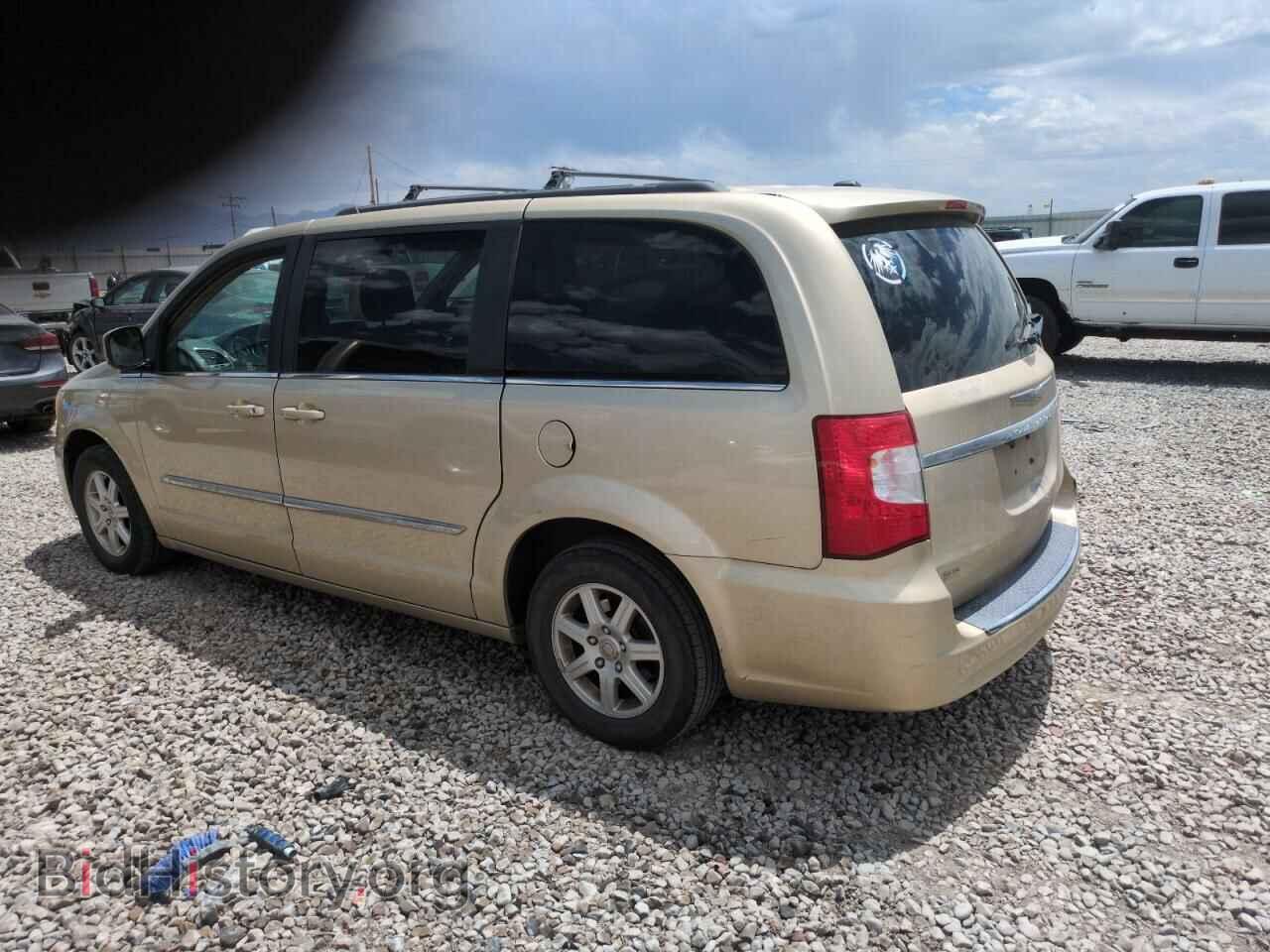 2011 CHRYSLER MINIVAN - VIN: 2A4RR5DG2BR739648 - Фото 2