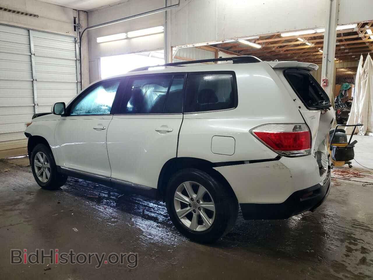 2011 TOYOTA HIGHLANDER - VIN: 5TDZK3EH2BS049864 - Фото 2