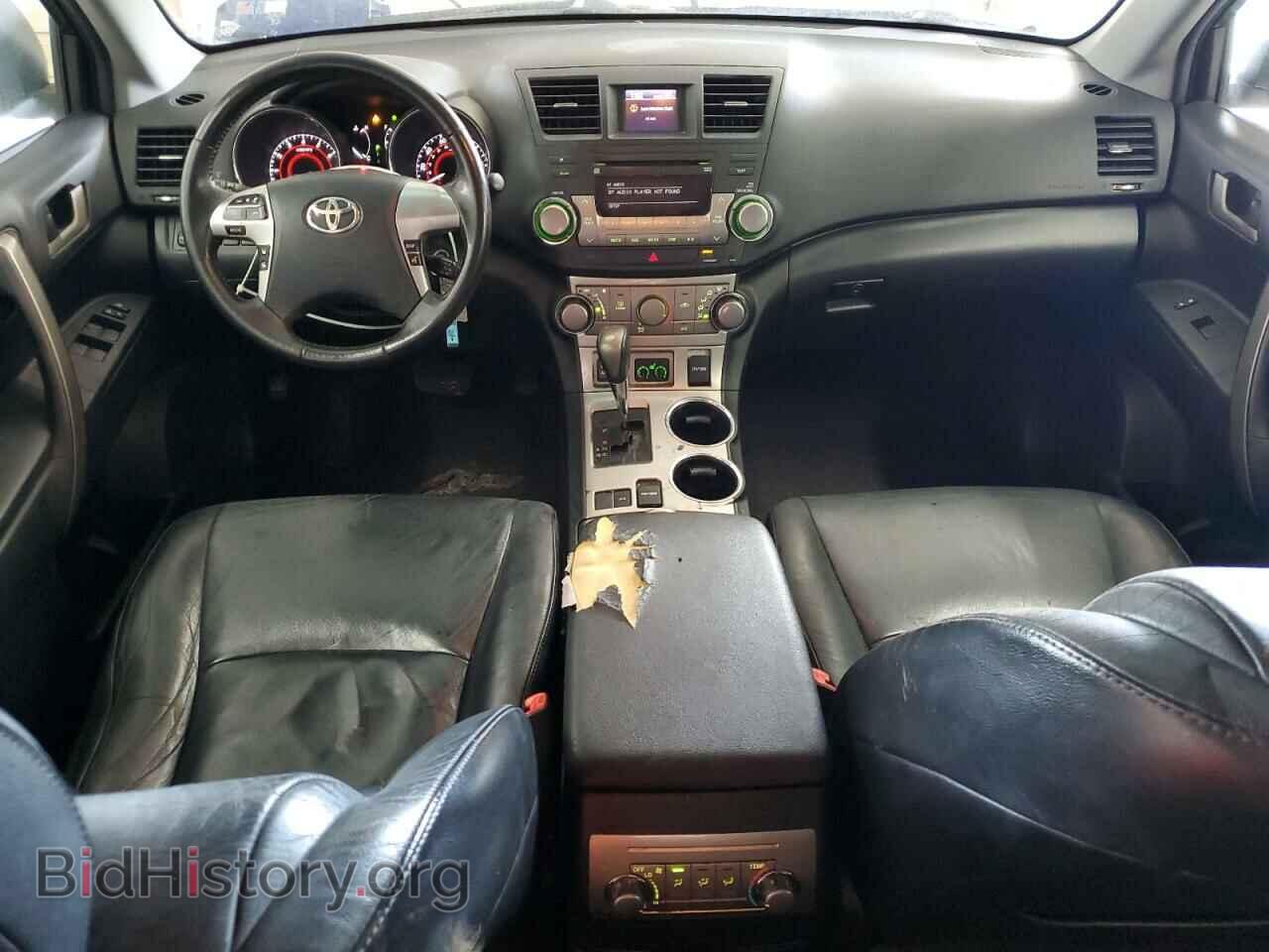 2011 TOYOTA HIGHLANDER - VIN: 5TDZK3EH2BS049864 - Фото 8