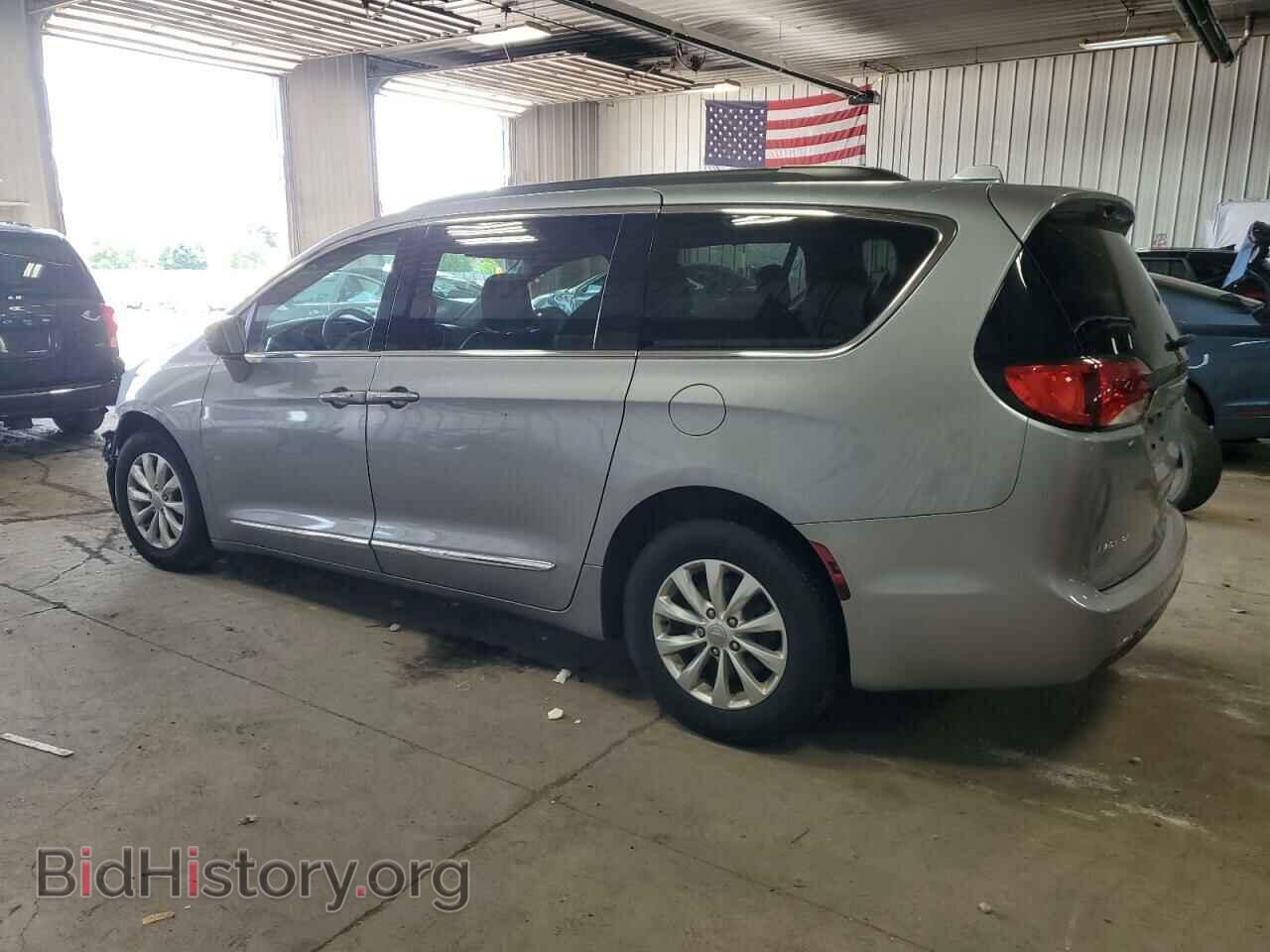 2017 CHRYSLER PACIFICA - VIN: 2C4RC1BG2HR503528 - Photo 2