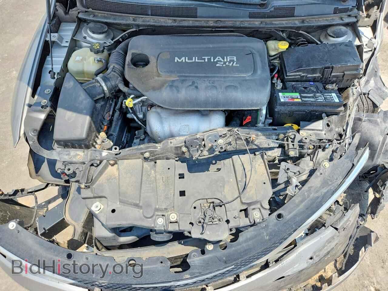 2016 CHRYSLER 200 - VIN: 1C3CCCAB1GN111017 - Photo 11