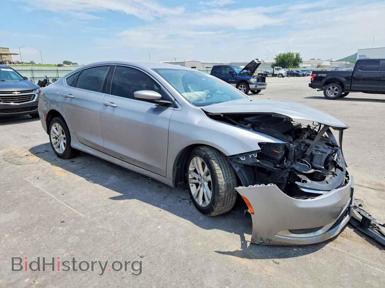 2016 CHRYSLER 200 - VIN: 1C3CCCAB1GN111017 - Photo 4