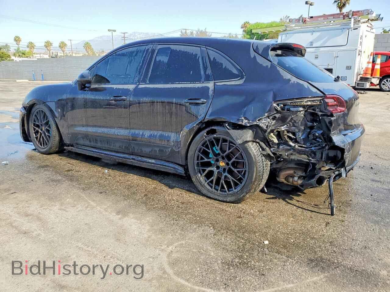2017 PORSCHE MACAN - VIN: WP1AG2A5XHLB50132 - Photo 2
