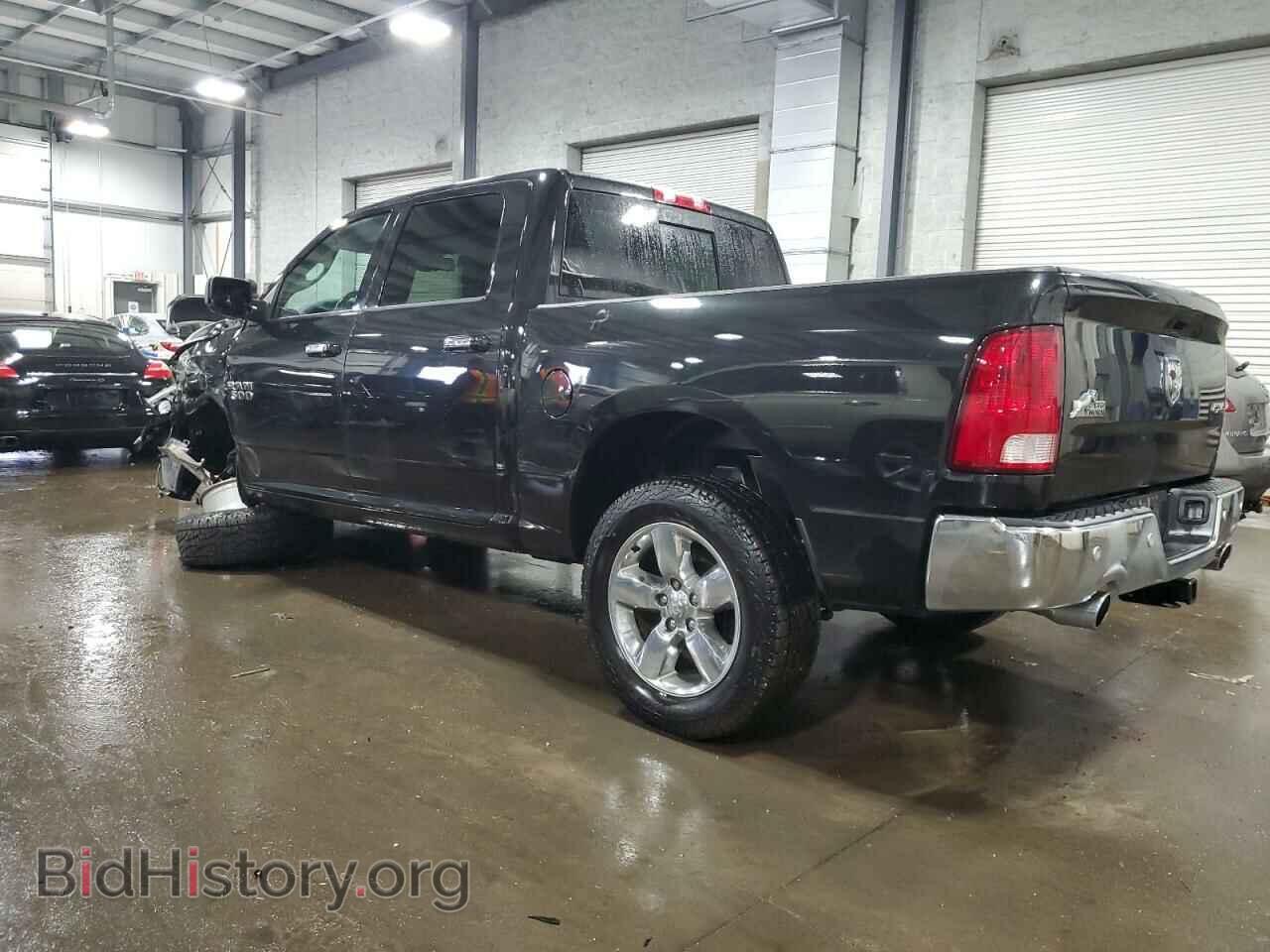 2016 RAM 1500 - VIN: 3C6RR7LT6GG219957 - Фото 2