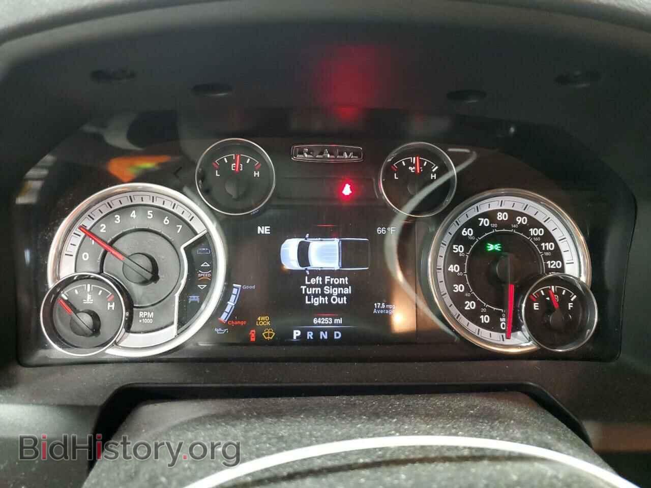 2016 RAM 1500 - VIN: 3C6RR7LT6GG219957 - Фото 9