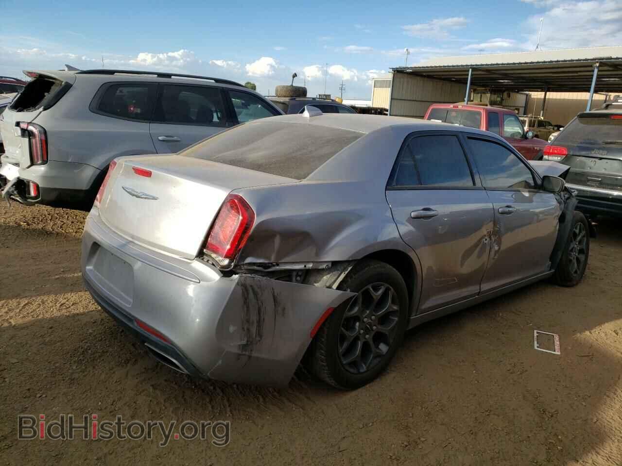 2018 CHRYSLER 300 - VIN: 2C3CCAGG0JH267346 - Фото 3