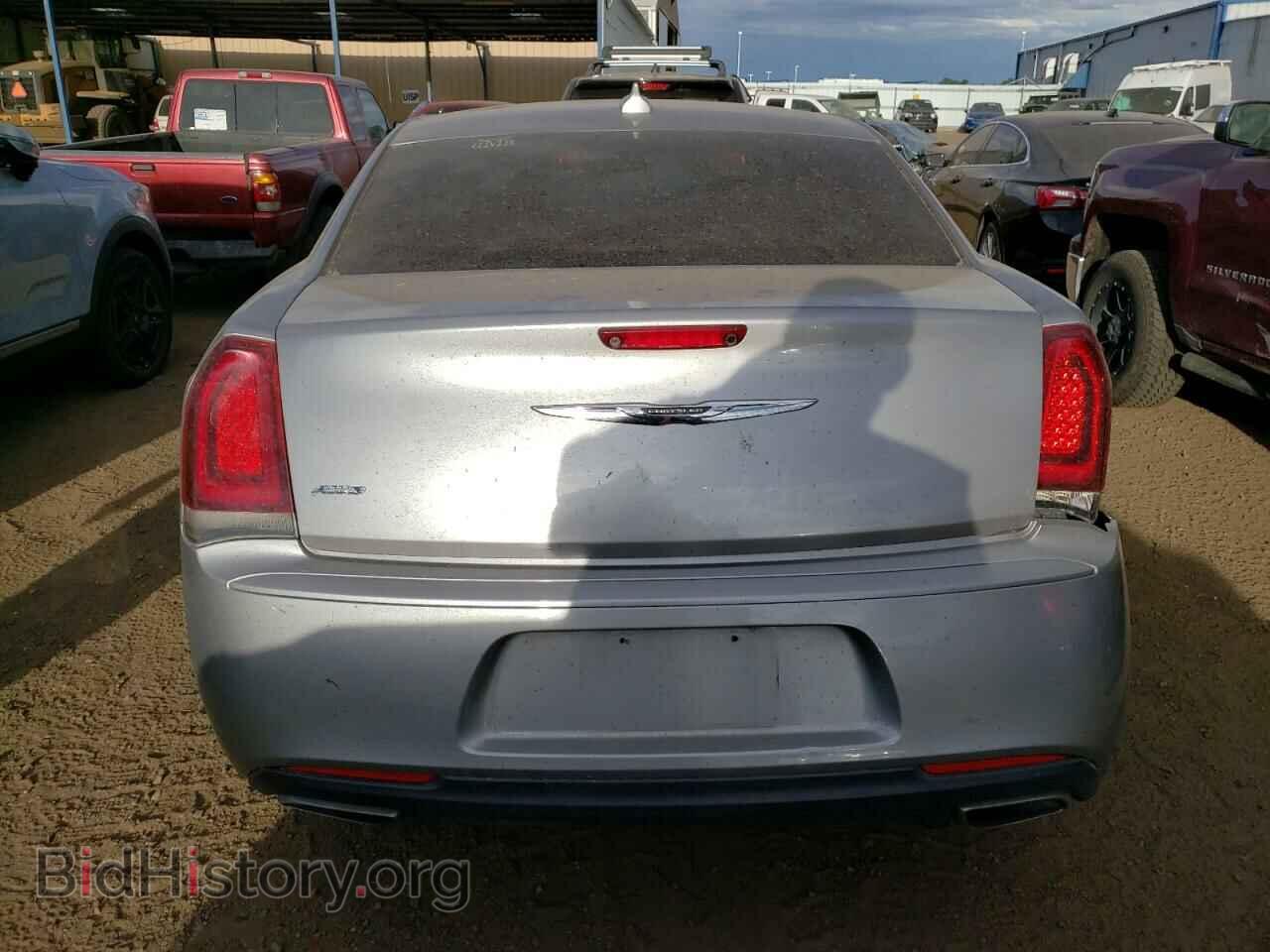 2018 CHRYSLER 300 - VIN: 2C3CCAGG0JH267346 - Фото 6