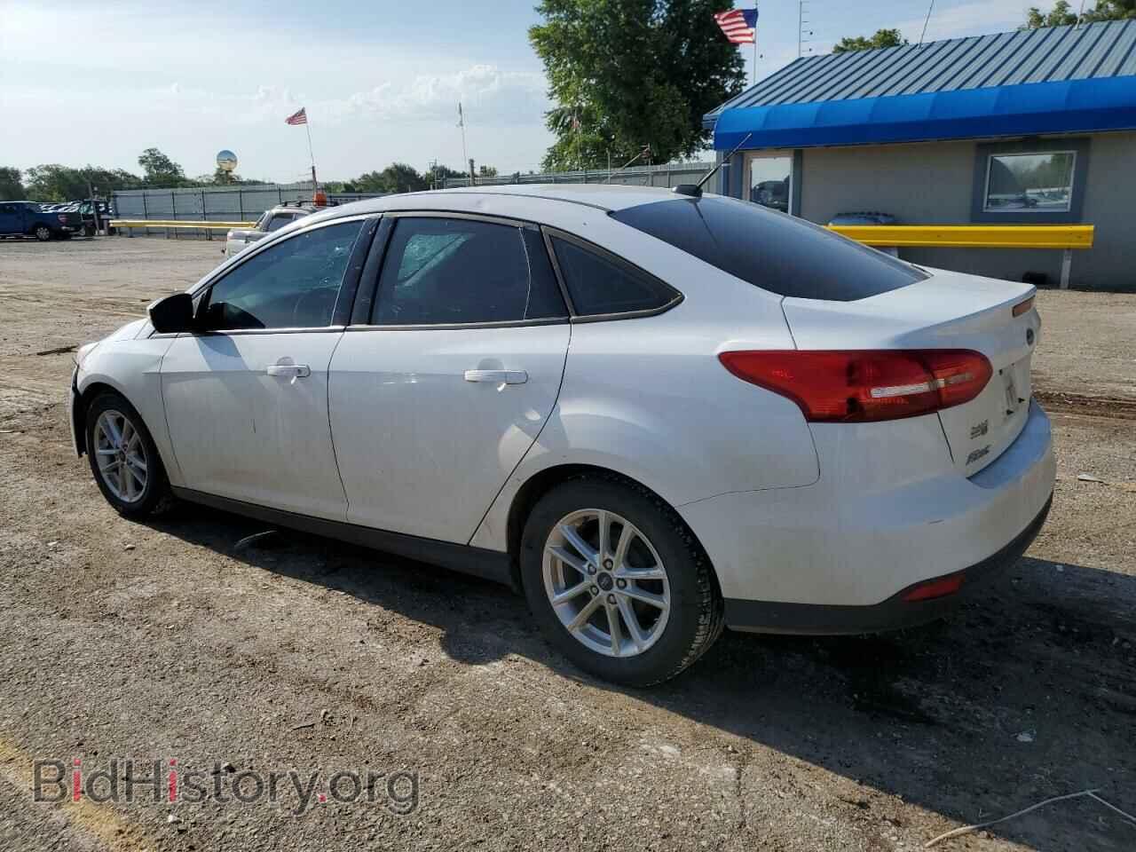 2016 FORD FOCUS - VIN: 1FADP3F27GL320163 - Photo 2