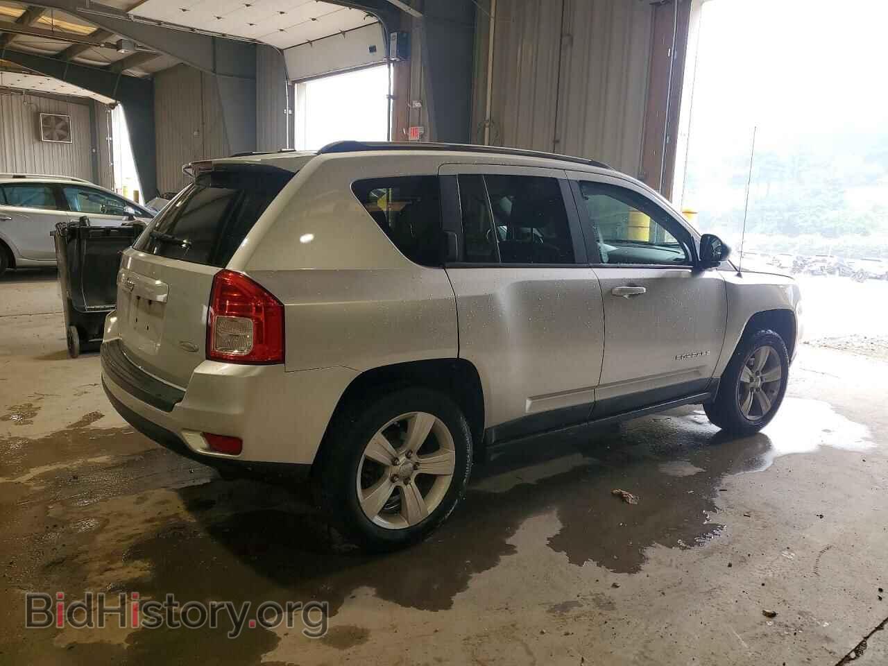 2011 JEEP COMPASS - VIN: 1J4NF1FB6BD197071 - Фото 3
