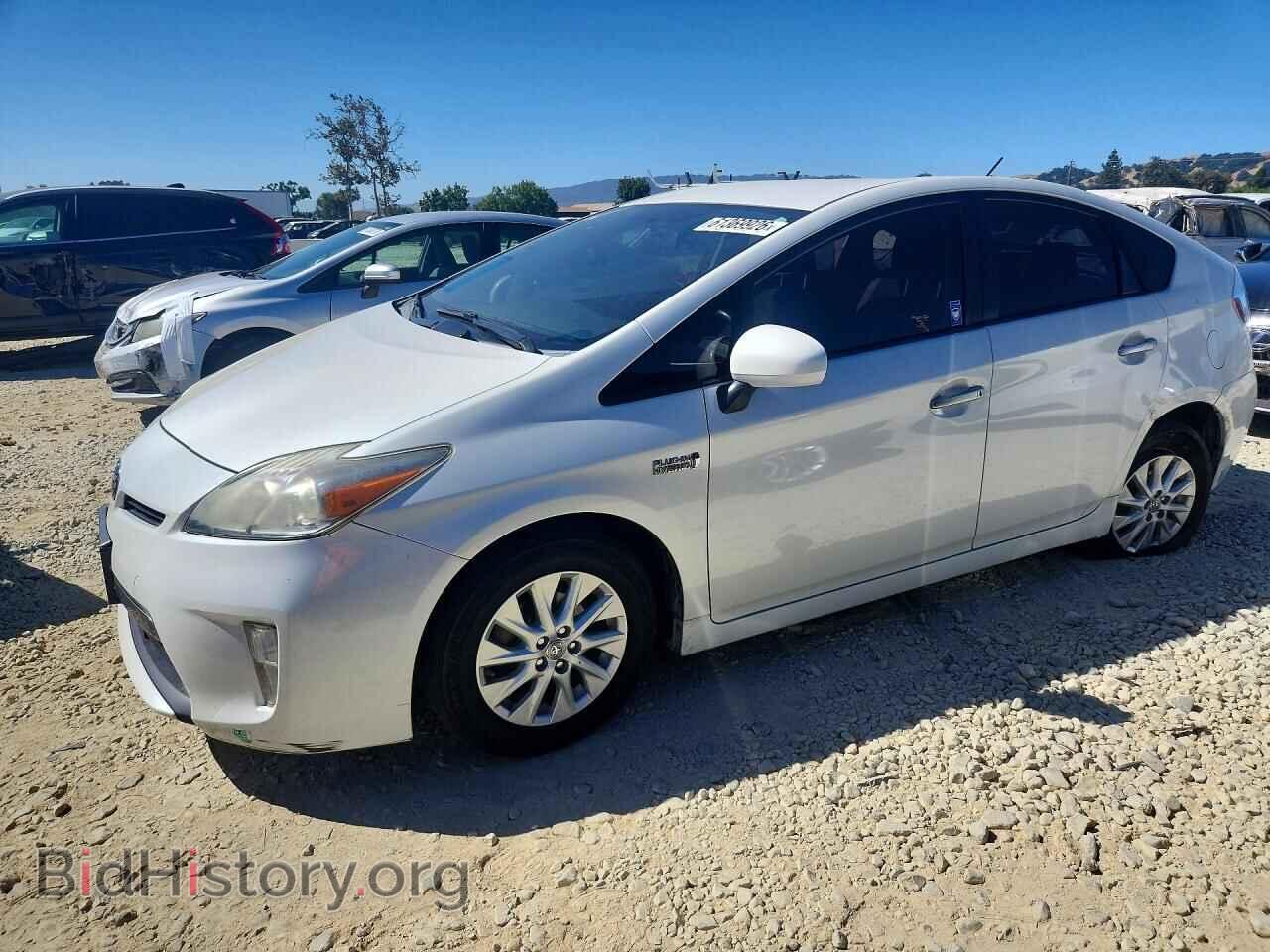 Фотография JTDKN3DP0E3054701 - TOYOTA PRIUS 2014