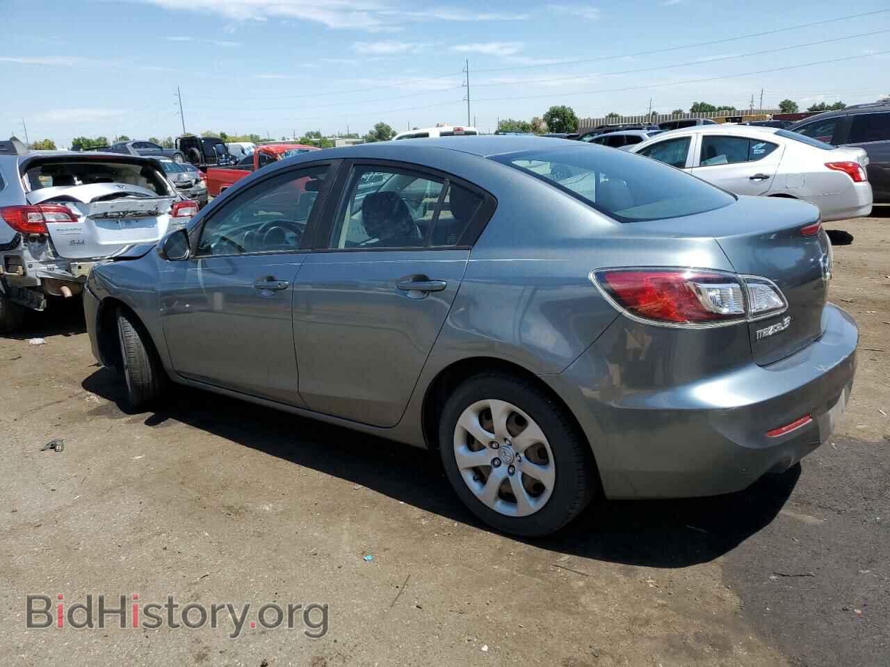 2013 MAZDA 3 - VIN: JM1BL1TF5D1815722 - Photo 2