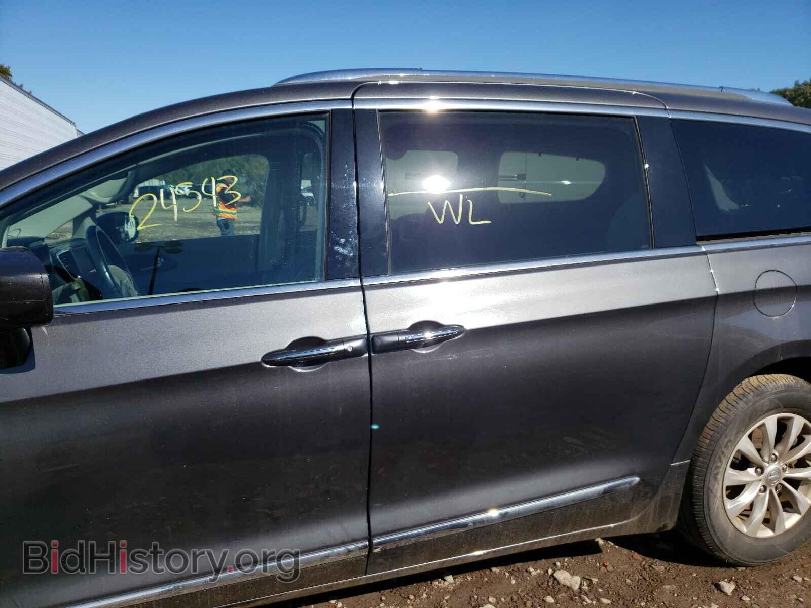 2018 CHRYSLER PACIFICA - VIN: 2C4RC1BG5JR128238 - Фото 9