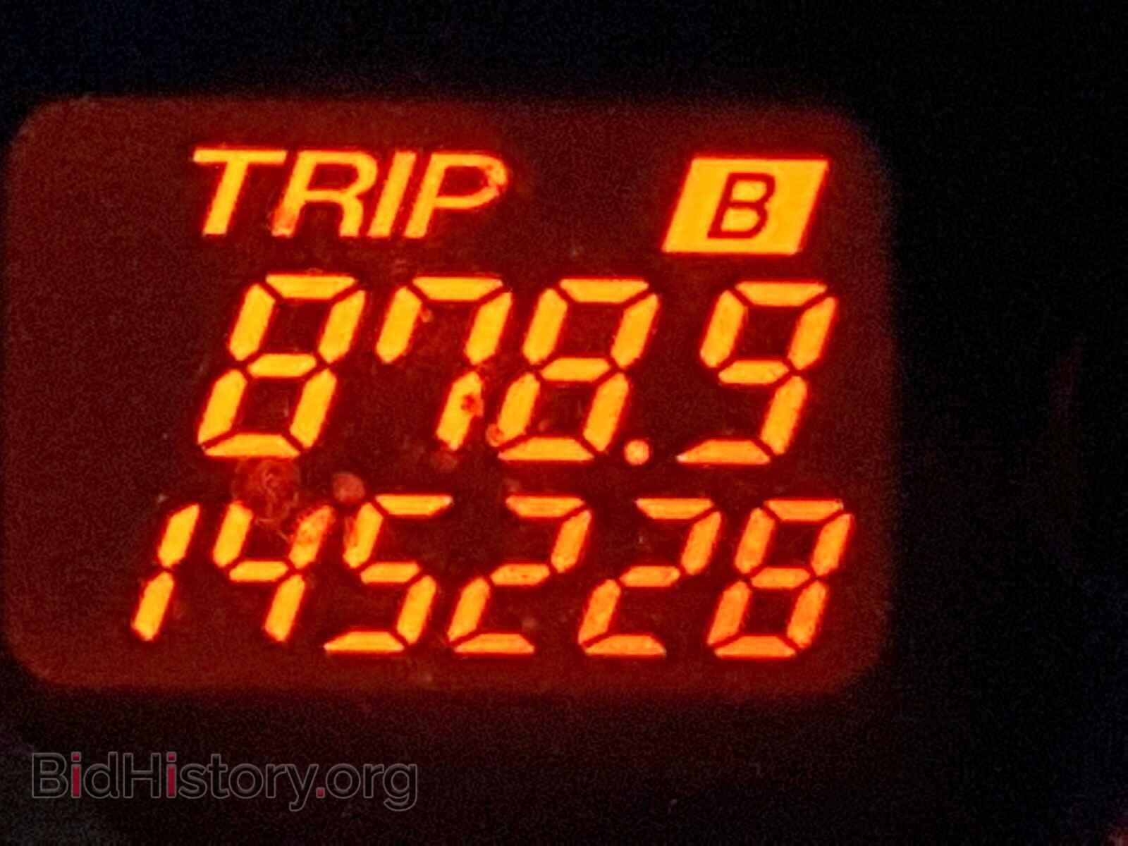 2008 MAZDA 3 - VIN: JM1BK323281186352 - Photo 8