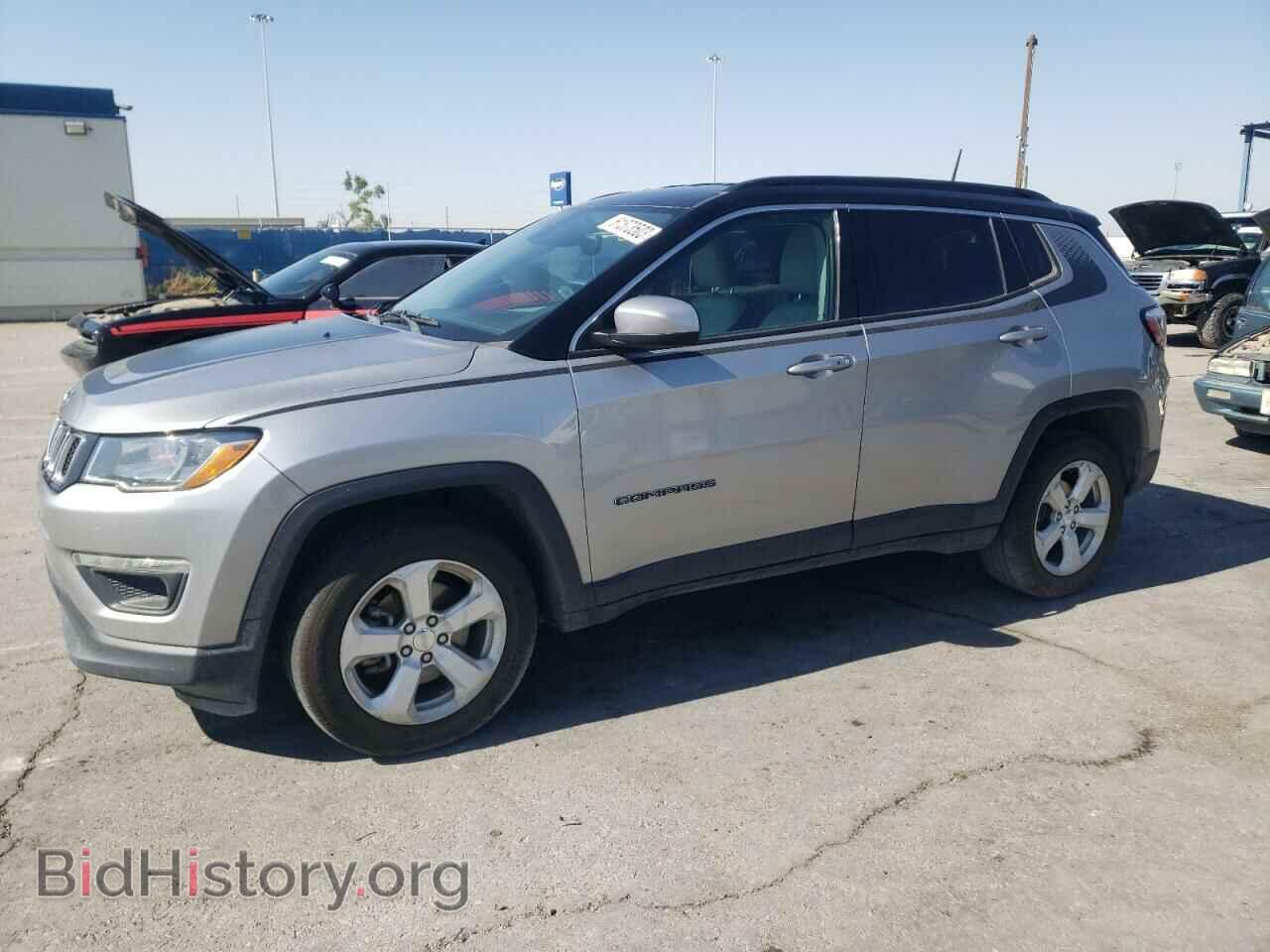 Фотография 3C4NJCBB2JT240819 - JEEP COMPASS 2018
