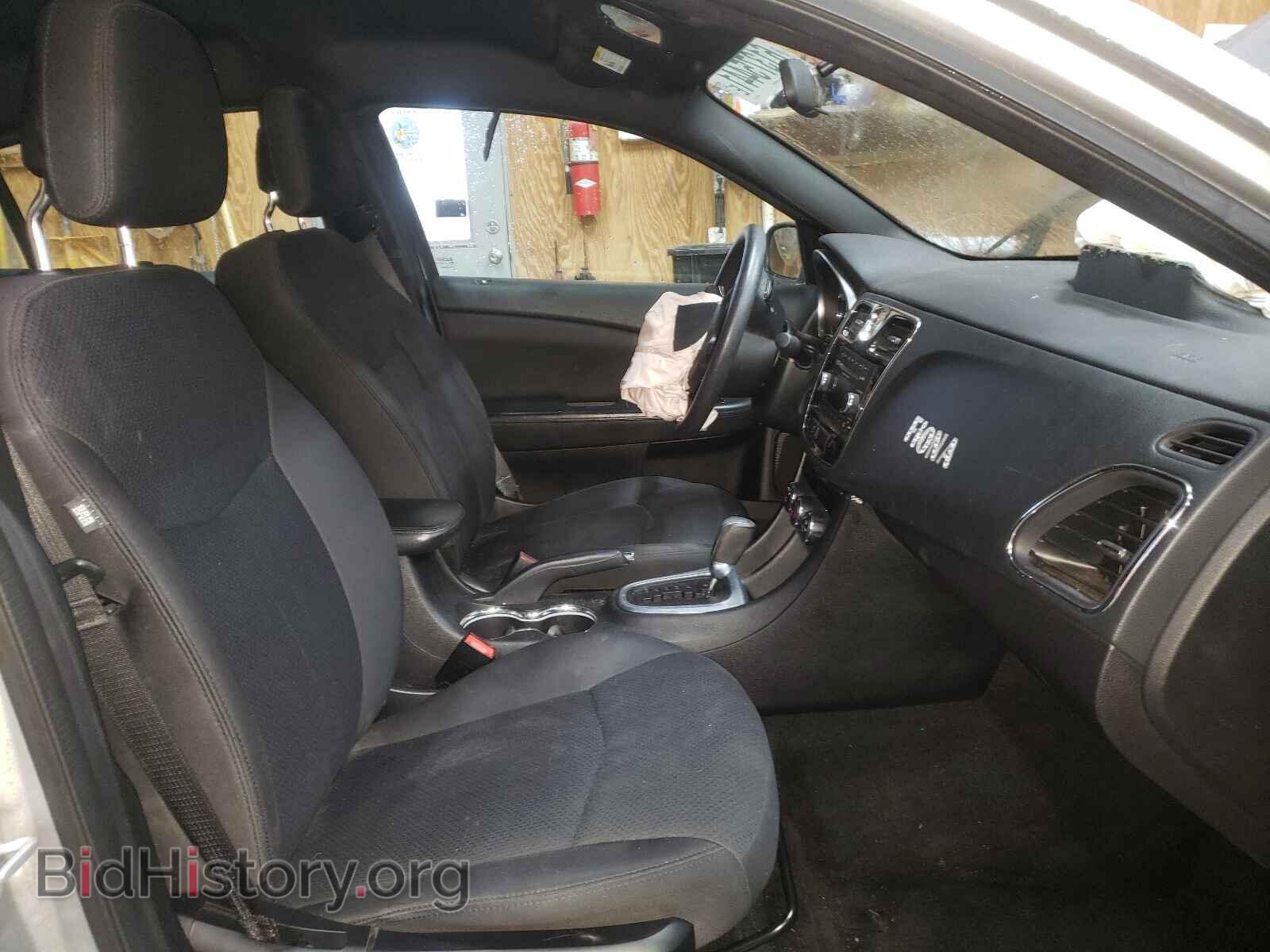 2013 CHRYSLER 200 - VIN: 1C3CCBAB4DN647742 - Photo 5