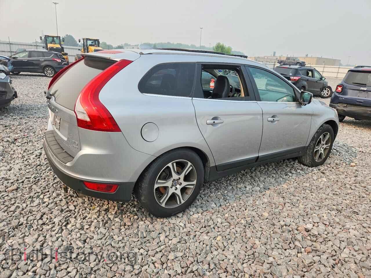 2012 VOLVO XC60 - VIN: YV4902DZ7C2321034 - Фото 3