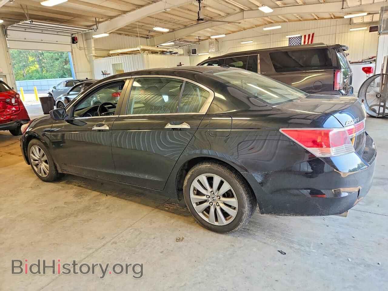 2012 HONDA ACCORD - VIN: 1HGCP3F8XCA009909 - Фото 2