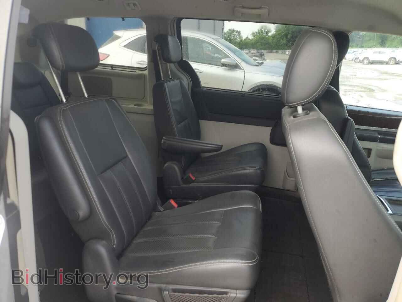 2009 CHRYSLER MINIVAN - VIN: 2A8HR54X39R647968 - Фото 11