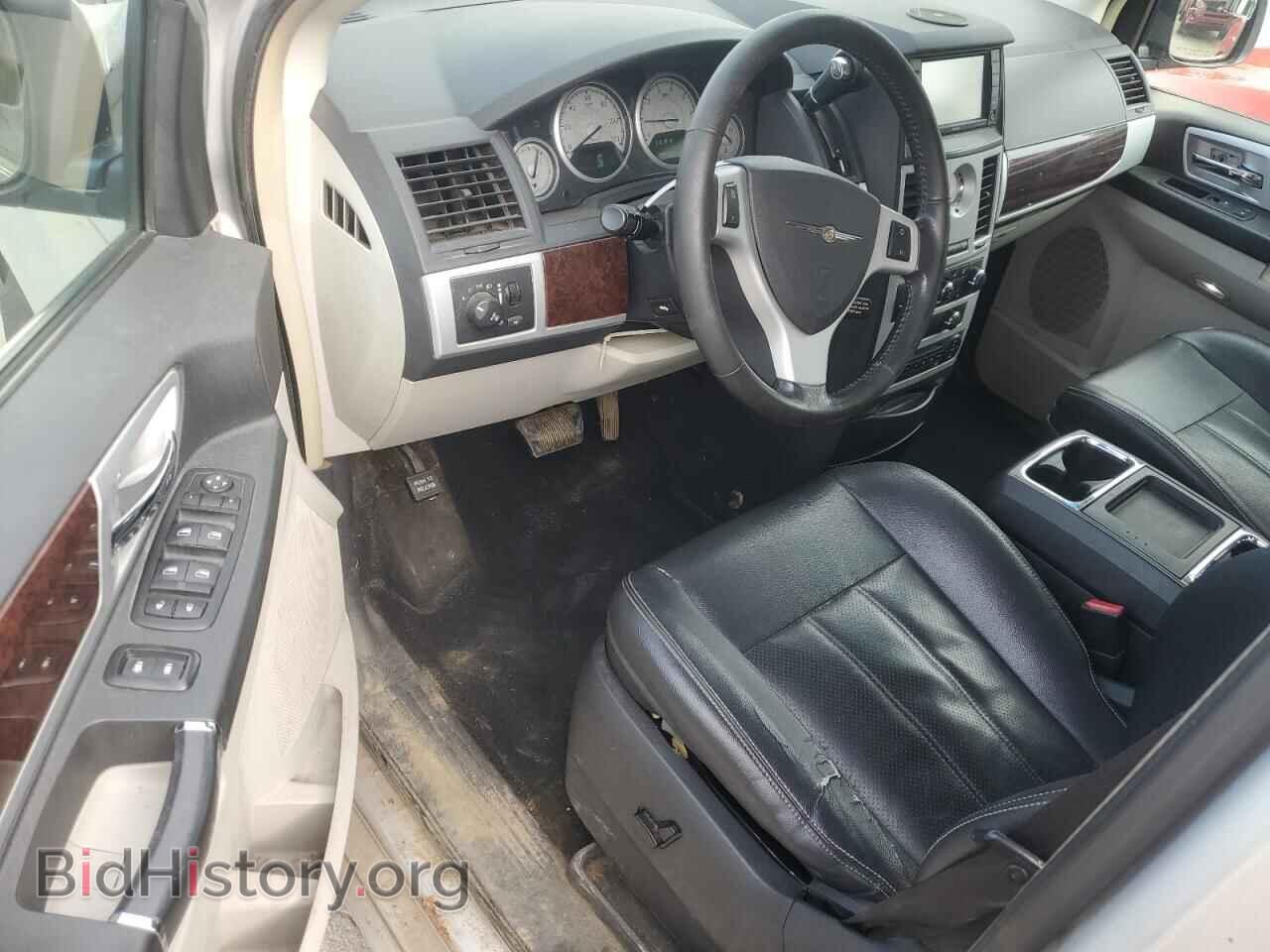2009 CHRYSLER MINIVAN - VIN: 2A8HR54X39R647968 - Фото 8
