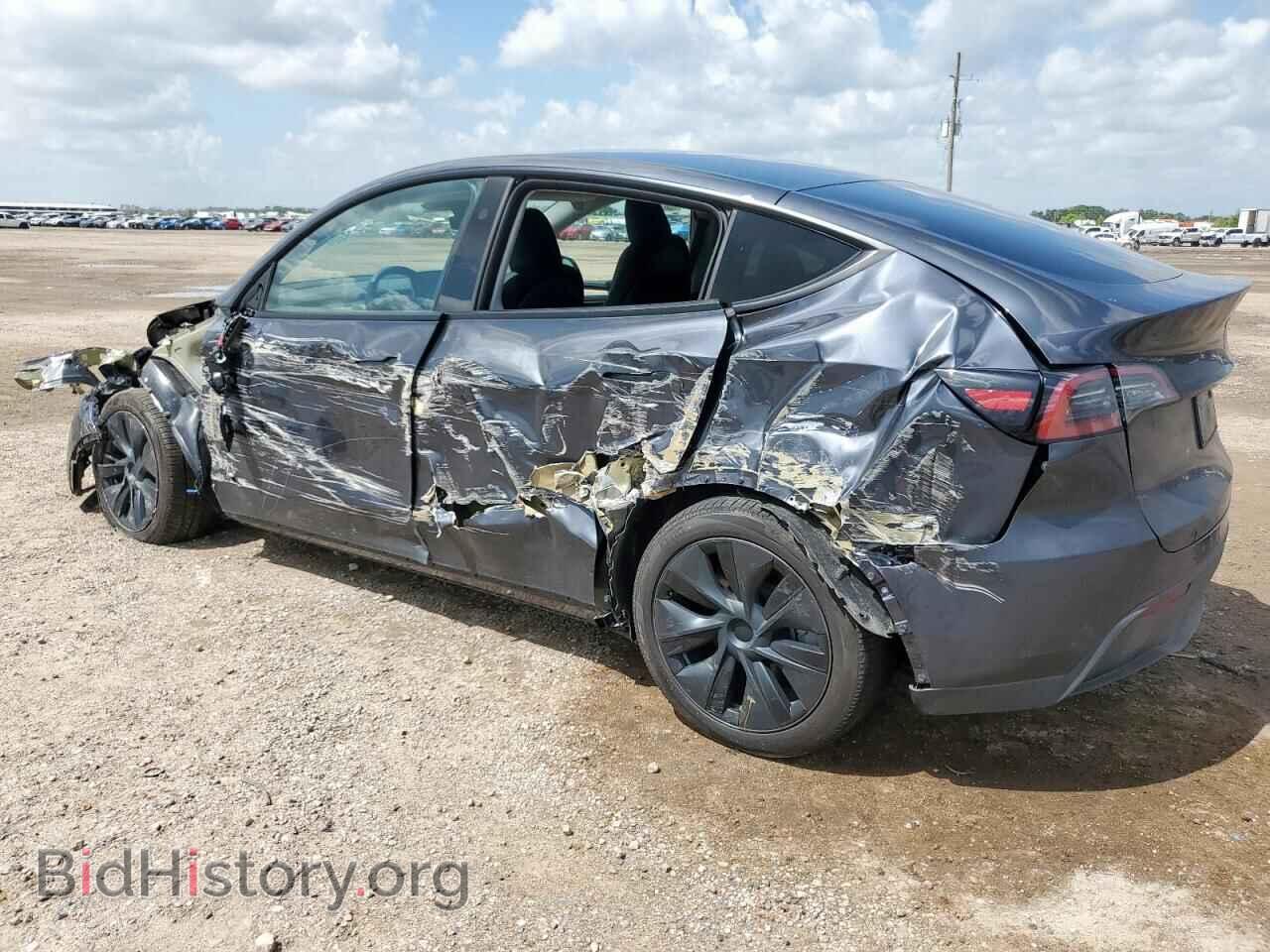 2025 TESLA MODEL Y - VIN: 7SAYGDED7SA353759 - Фото 2