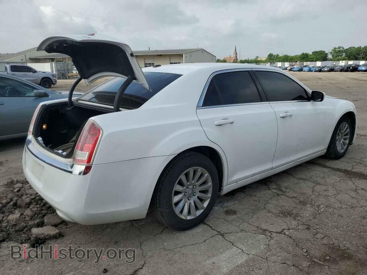 2013 CHRYSLER 300 - VIN: 2C3CCAAG0DH574769 - Фото 3