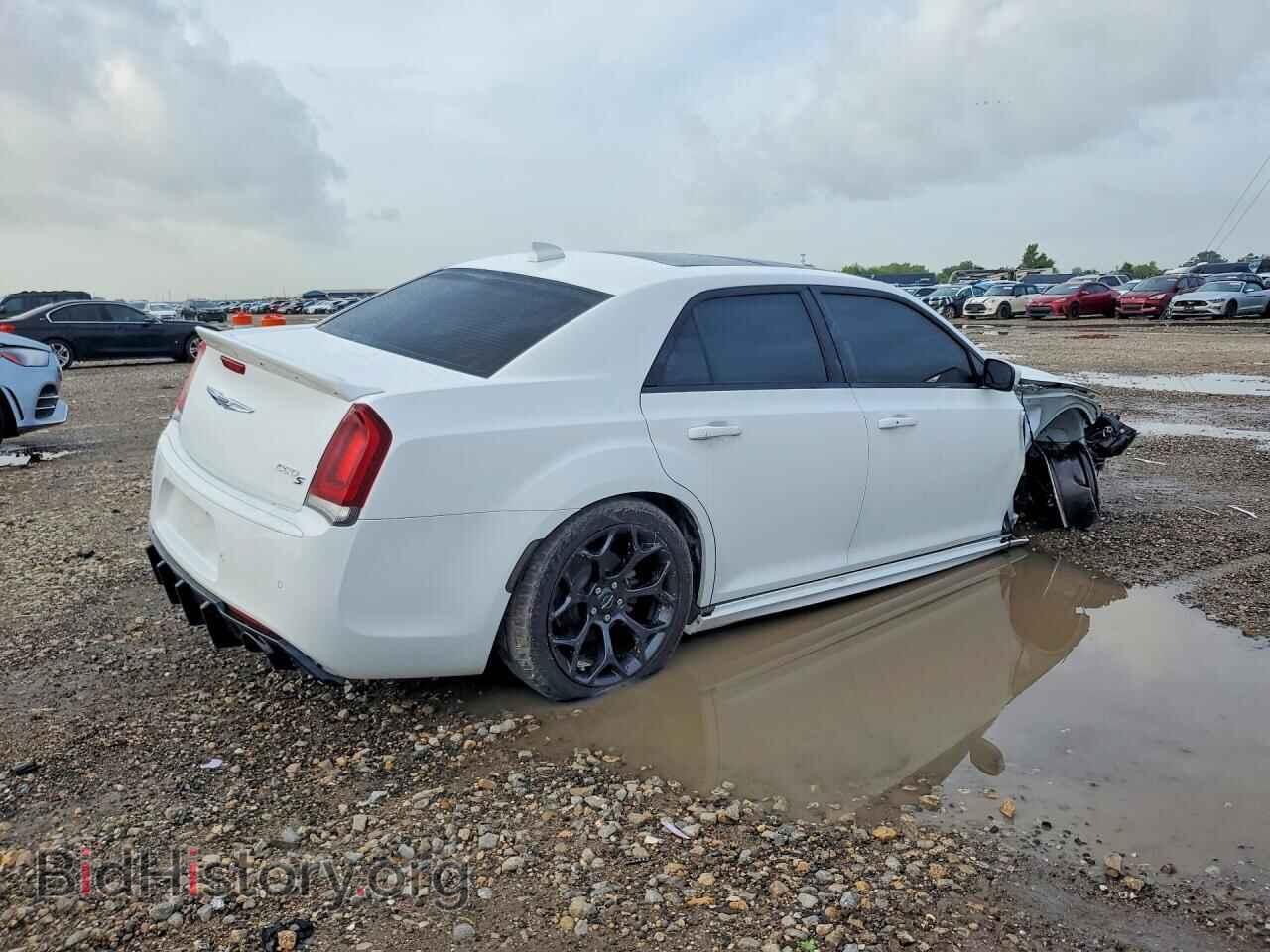 2019 CHRYSLER 300 - VIN: 2C3CCABT5KH565039 - Фото 3