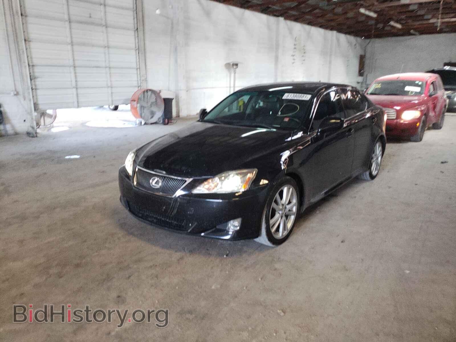 2007 LEXUS IS - VIN: JTHBE262972011557 - Фото 2