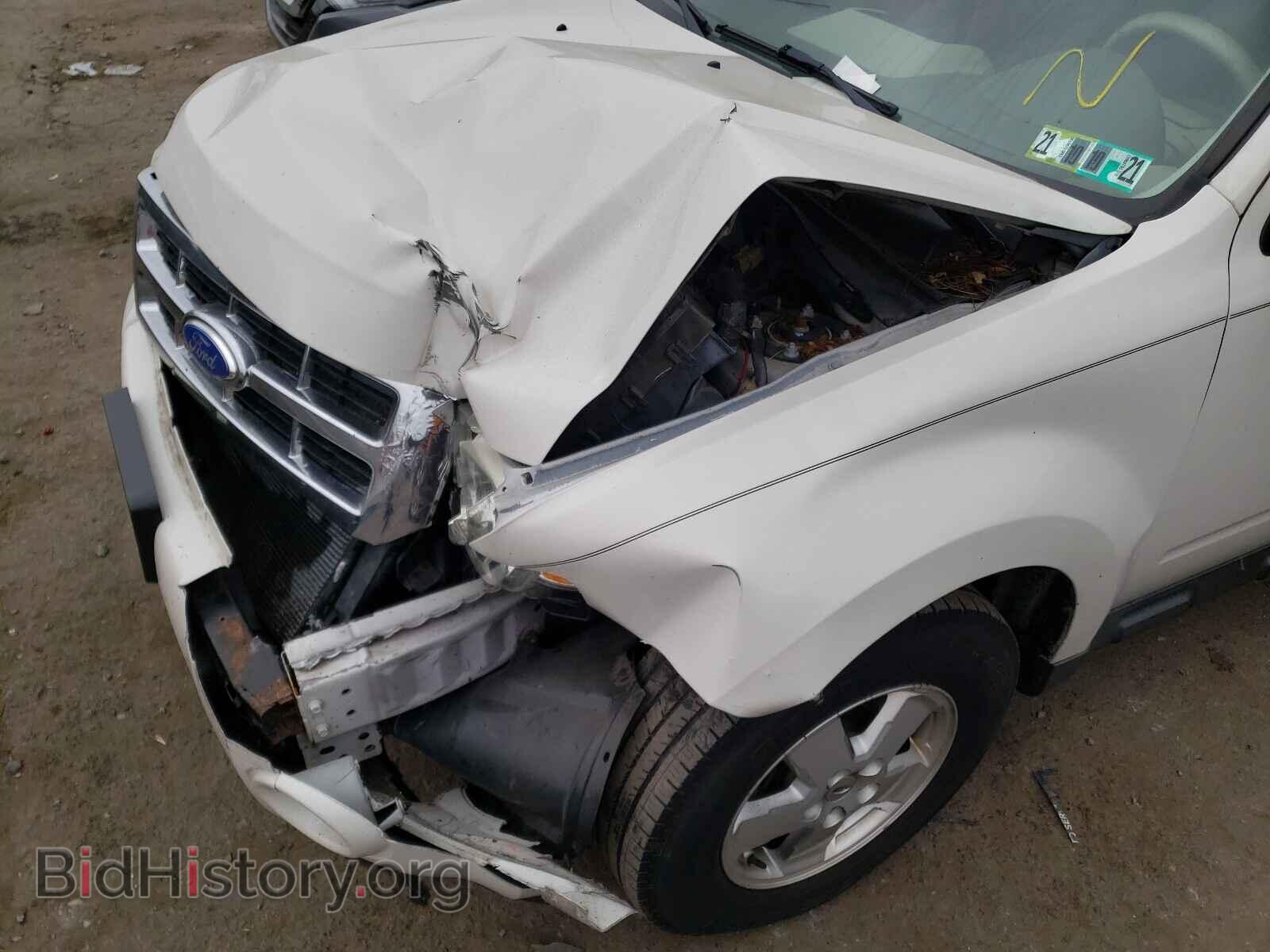 2011 FORD ESCAPE - VIN: 1FMCU0C73BKC04658 - Фото 9