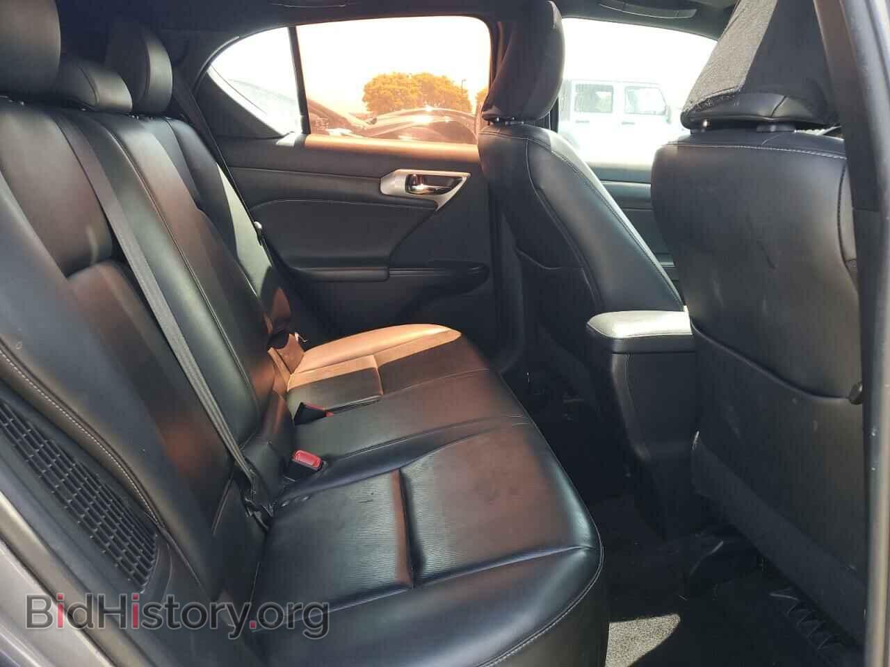 2014 LEXUS CT 200 - VIN: JTHKD5BH4E2192143 - Photo 10