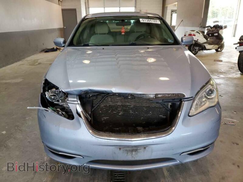 2013 Chrysler 200 (VIN 1C3CCBAB2DN588870) — фото 9 из 10