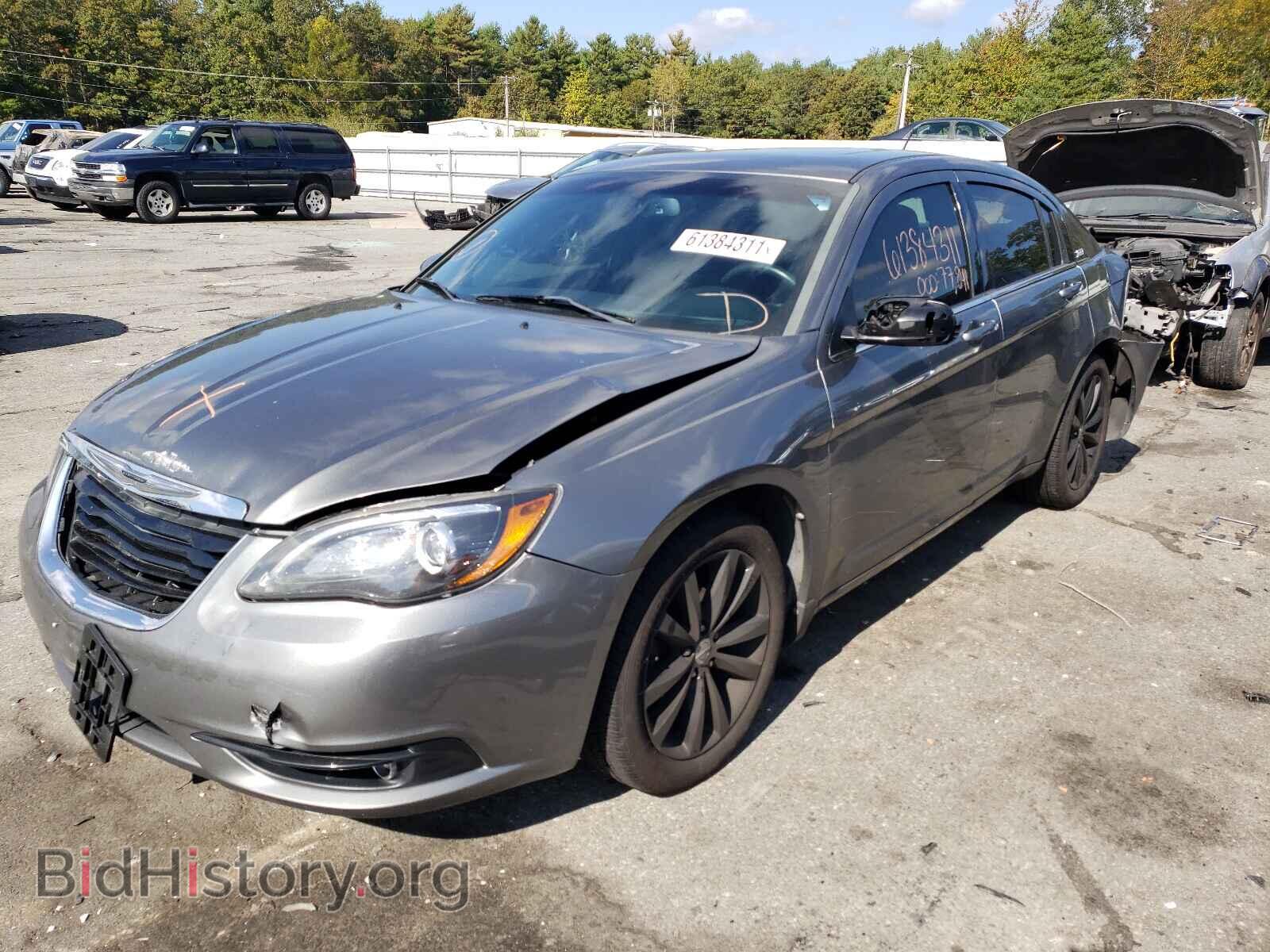 2013 CHRYSLER 200 - VIN: 1C3CCBCG0DN595535 - Фото 2