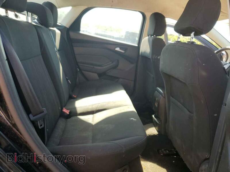 2017 Ford FOCUS (VIN 1FADP3F25HL265326) — photo 10 of 15