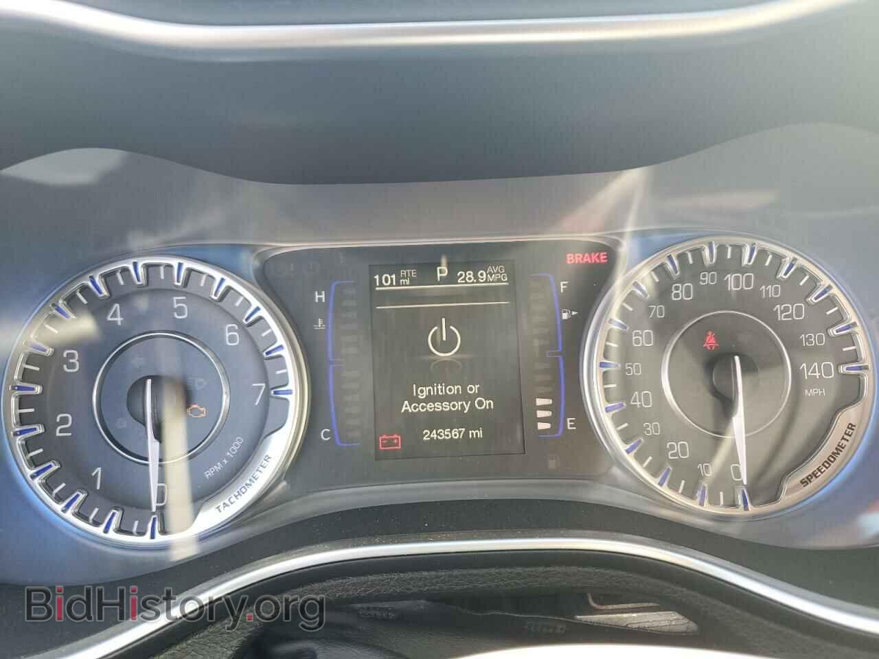 2015 CHRYSLER 200 - VIN: 1C3CCCAB9FN592875 - Фото 9