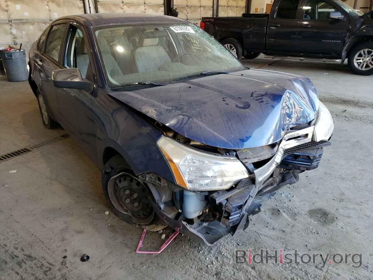 Photo 1FAHP35N49W238356 - FORD FOCUS 2009