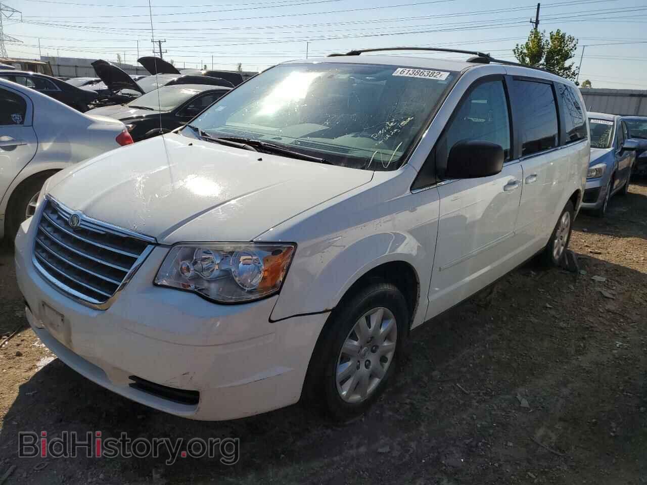2010 CHRYSLER MINIVAN - VIN: 2A4RR4DE4AR315136 - Фото 2