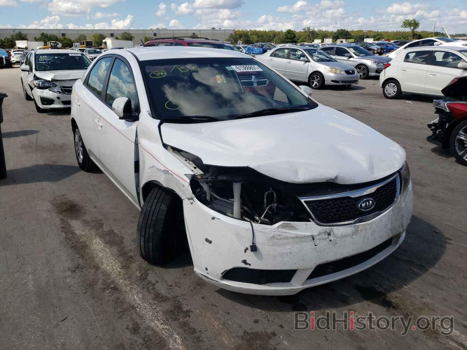 Photo KNAFU4A21C5551824 - KIA FORTE 2012