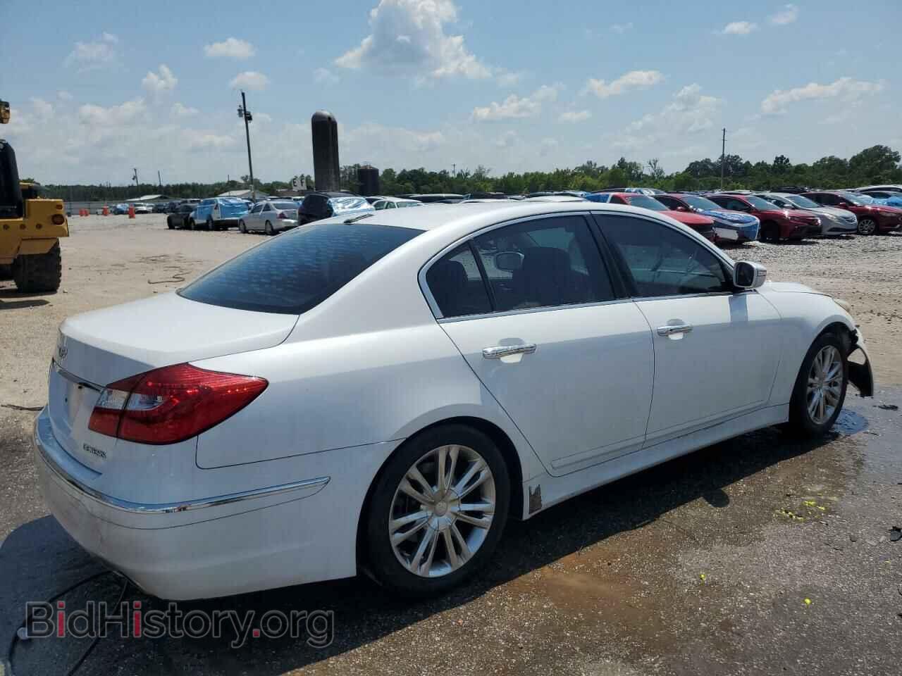 2014 HYUNDAI GENESIS - VIN: KMHGC4DD5EU261775 - Фото 3