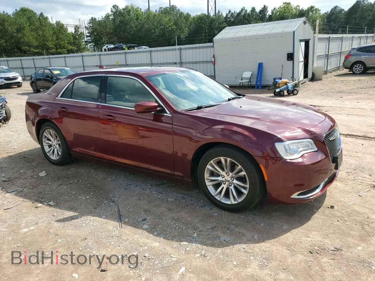 2017 CHRYSLER 300 - VIN: 2C3CCAAG7HH661865 - Фото 4